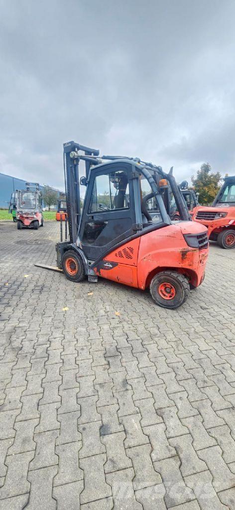 Linde H 30 D-02 Stivuitor diesel