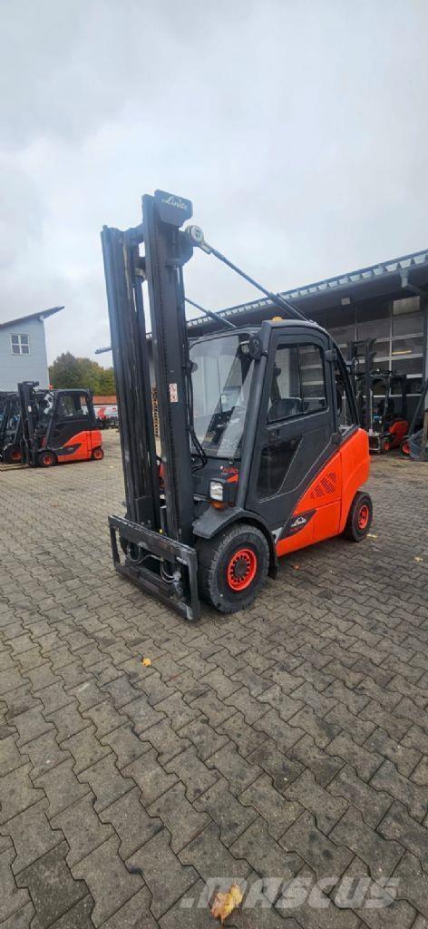 Linde H 30 D-02 Stivuitor diesel