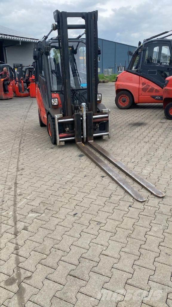Linde H 35 D-01 Stivuitor diesel