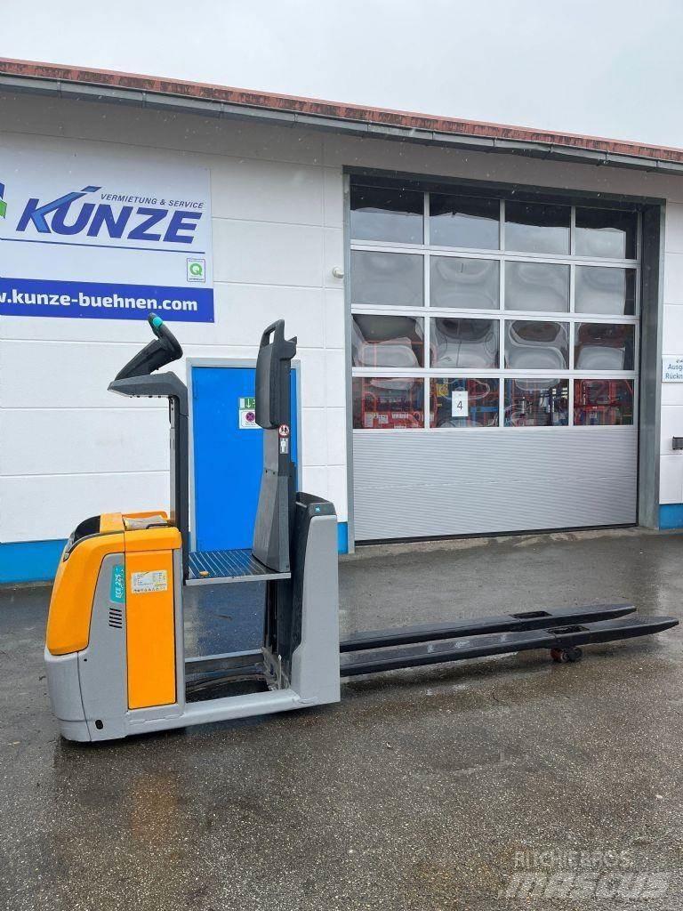 Jungheinrich ECE225 Utilaje speciale de ridicare si agatare
