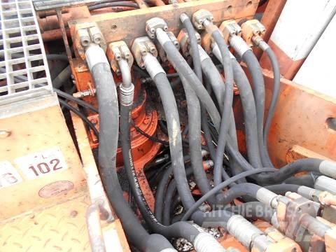 Atlas 1704LC Excavatoare pe șenile
