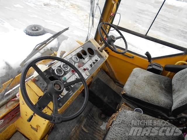 Bomag BW-161AC Cilindri compactori dubli