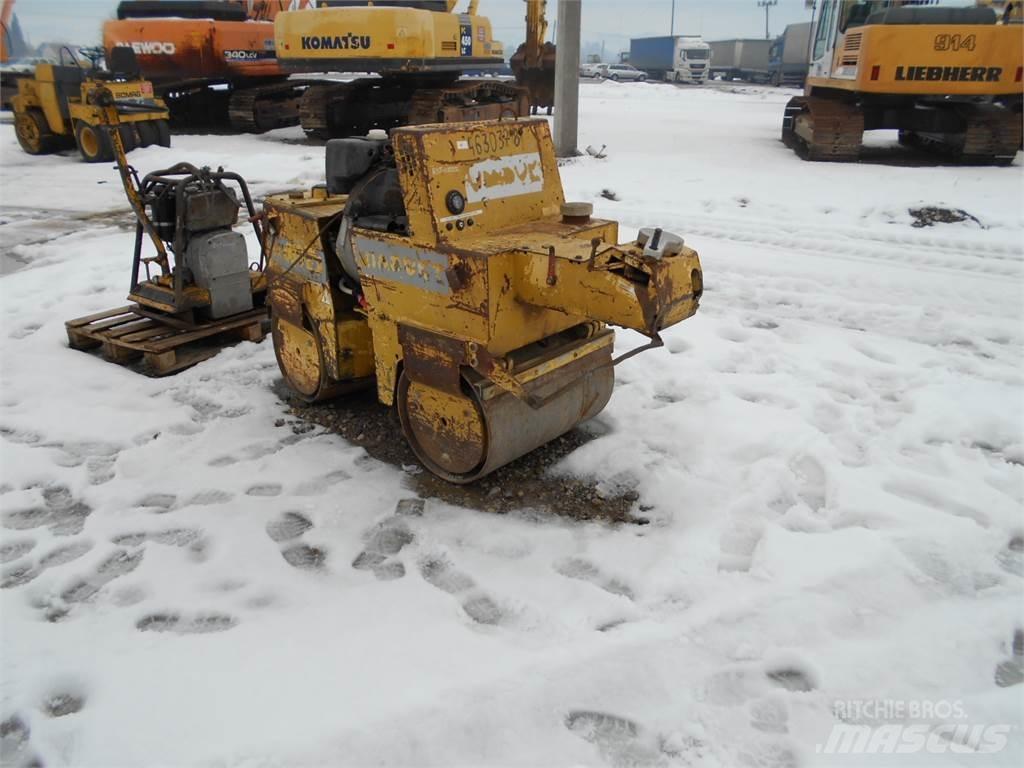 Bomag BW-75AD Cilindri compactori dubli