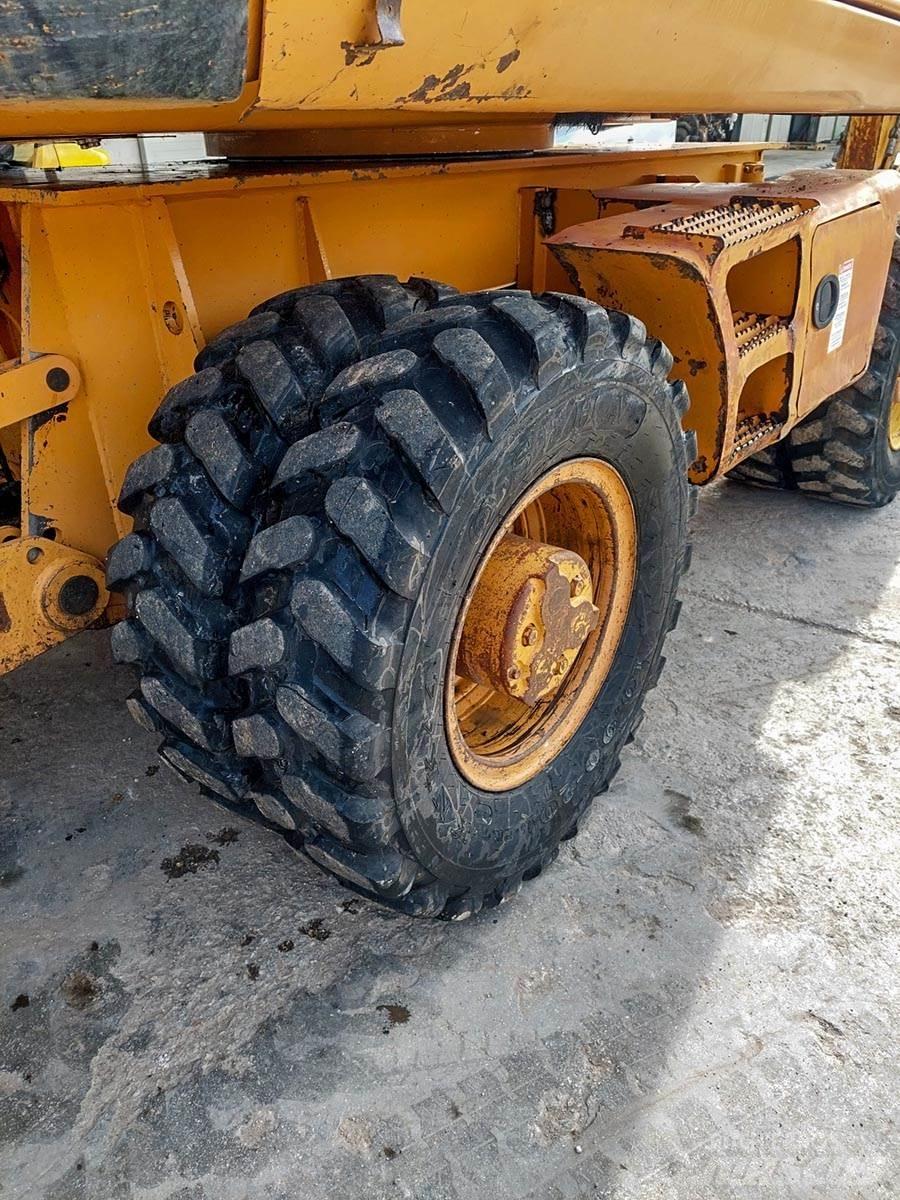 CASE WX150 Excavatoare cu roti