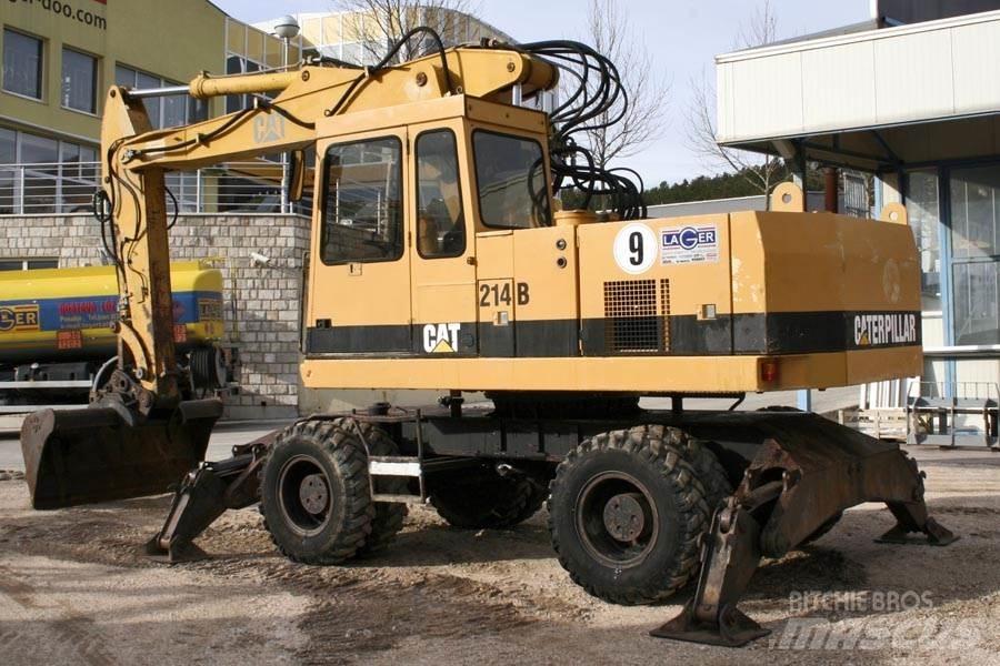 CAT 214B Excavatoare cu roti