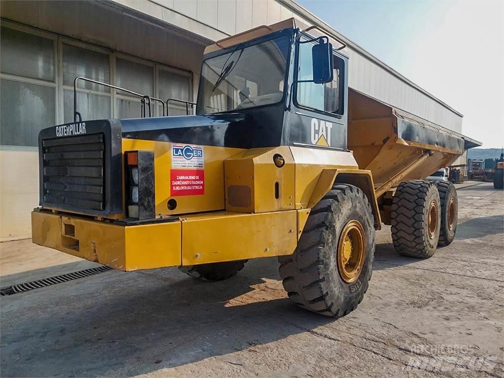 CAT D250E Transportoare articulate