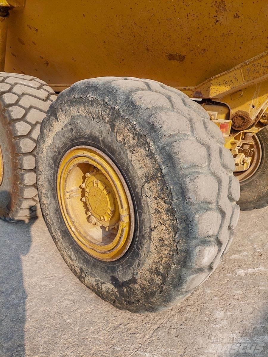 CAT D250E Transportoare articulate