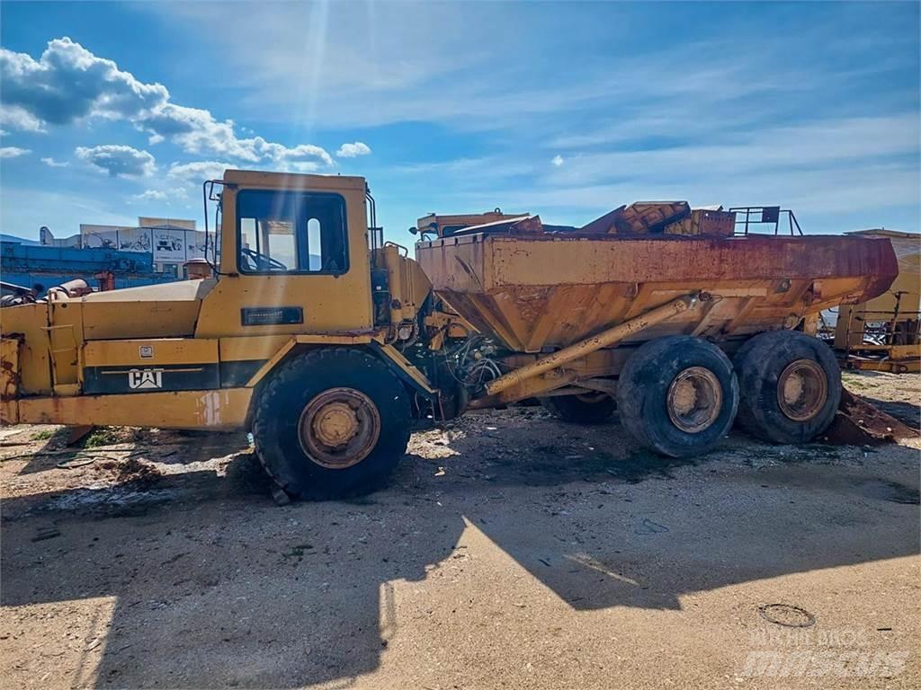 CAT D300B Transportoare articulate
