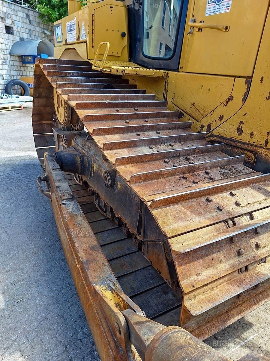 CAT D6T Buldozere pe senile