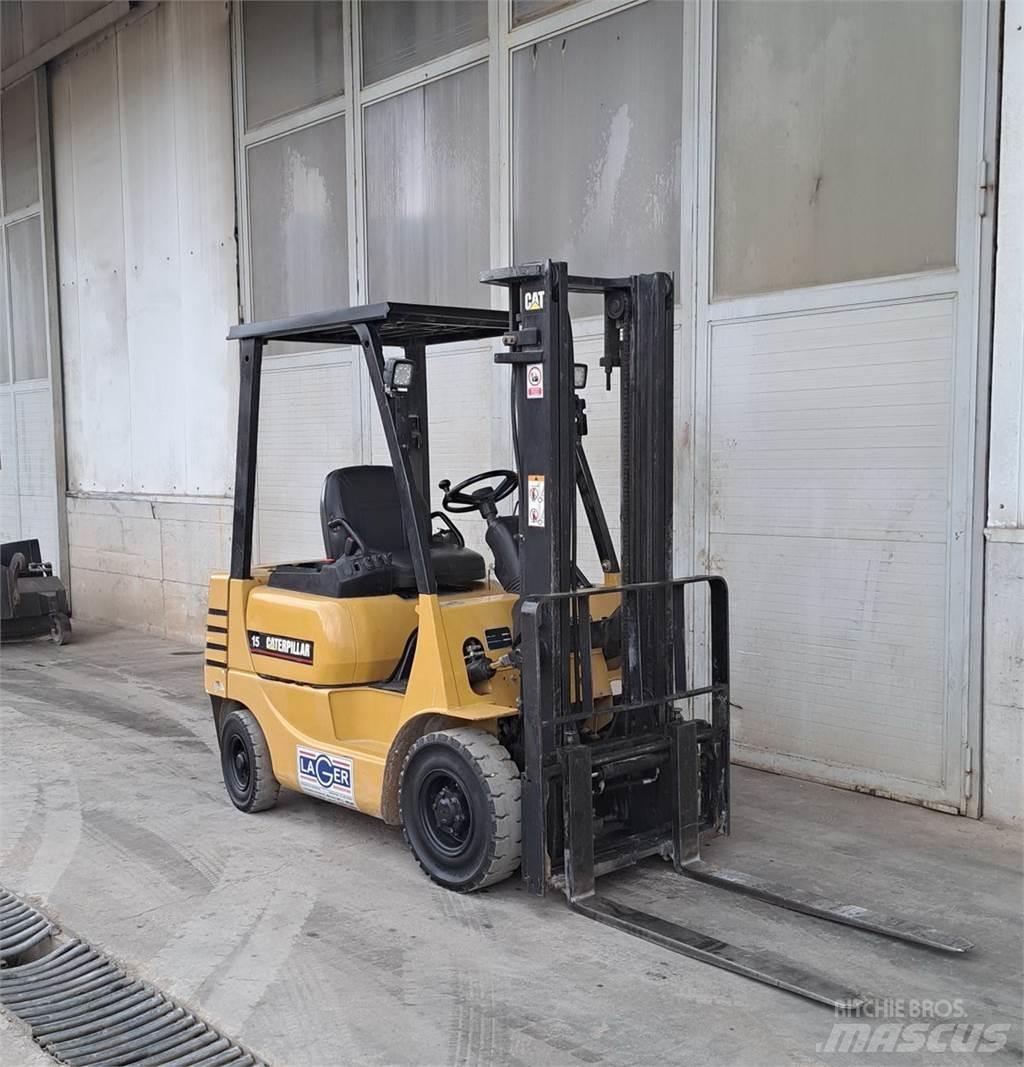 CAT DP15 Stivuitor diesel