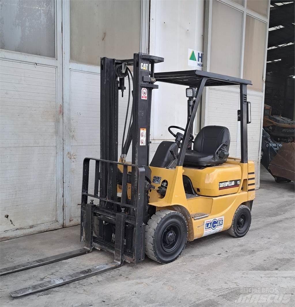 CAT DP15 Stivuitor diesel