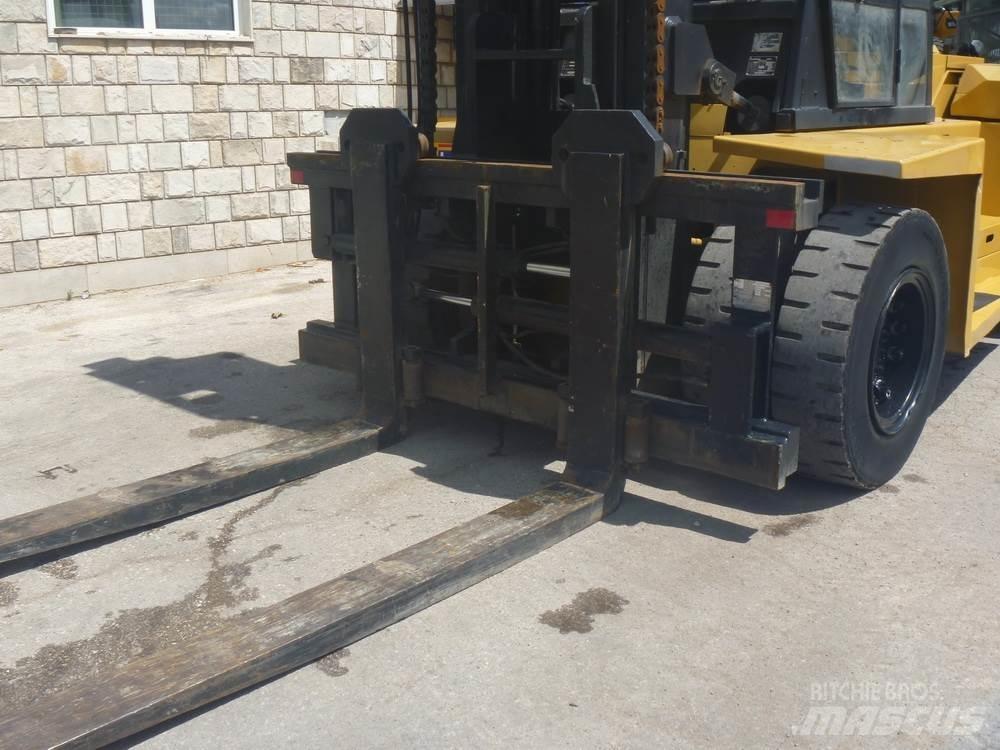 CAT DP150 Stivuitor diesel