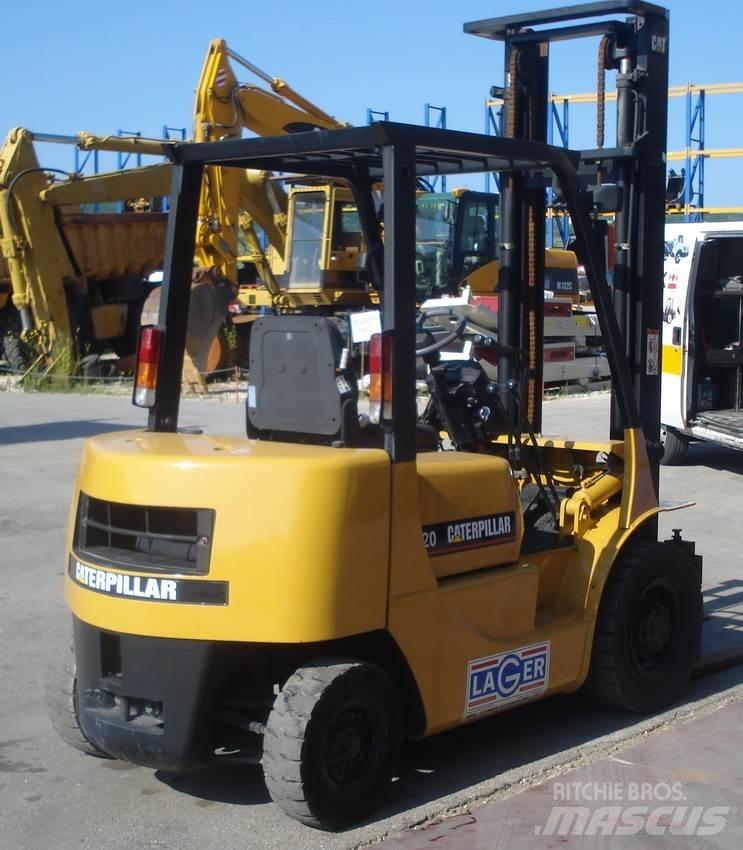 CAT DP20 Stivuitor diesel