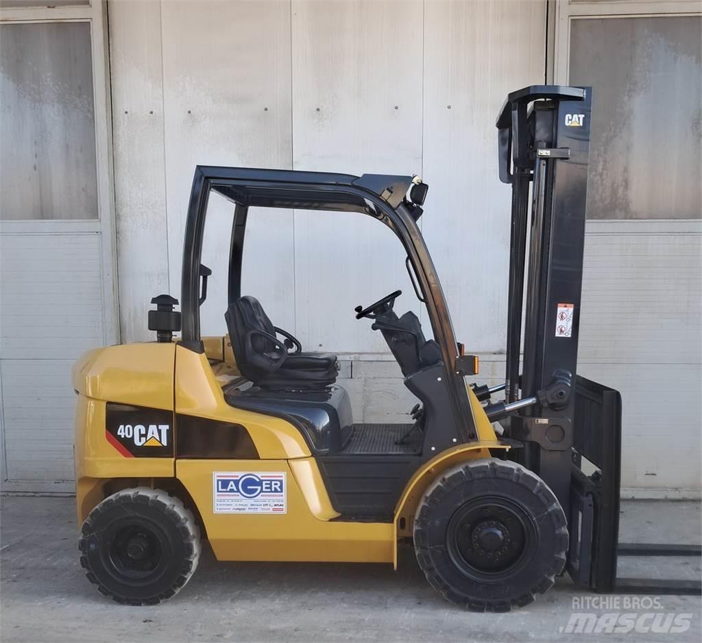 CAT DP40NT Stivuitor diesel