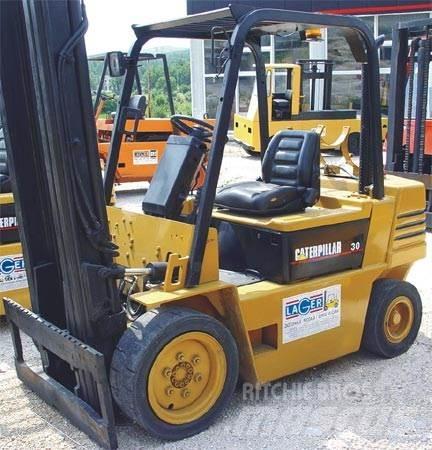 CAT G30S-2 Stivuitor GPL