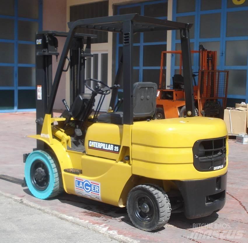 CAT GP25 Stivuitor GPL