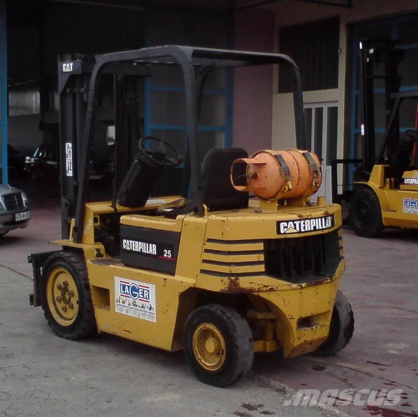 CAT GP25-2 Stivuitor GPL