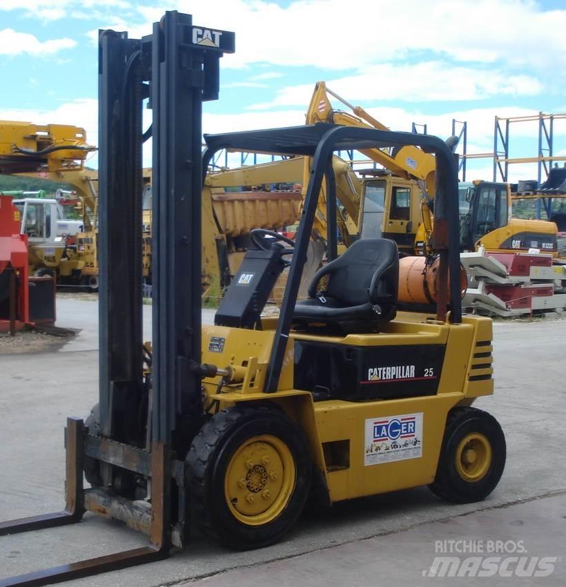 CAT GP25-2 Stivuitor GPL