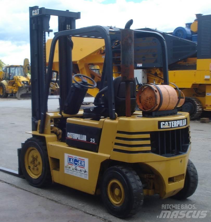CAT GP25-2 Stivuitor GPL
