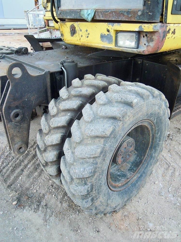 CAT M312 Excavatoare cu roti