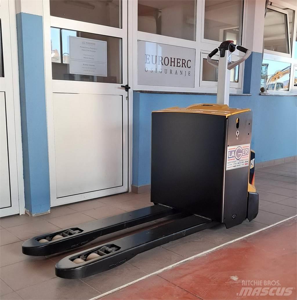 CAT NPP20N2 Transpaleta manuala