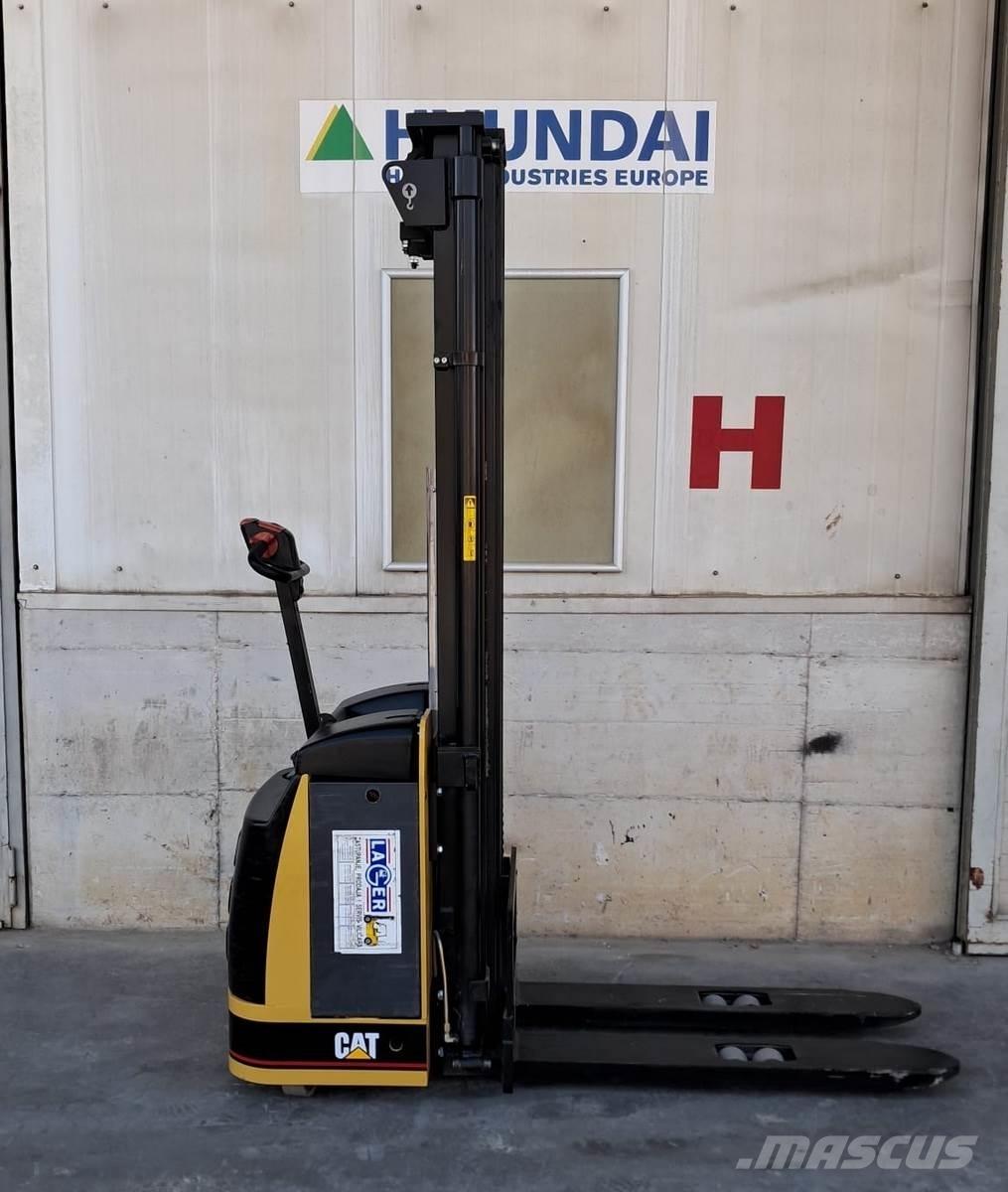 CAT NSP16K Transpaleta manuala