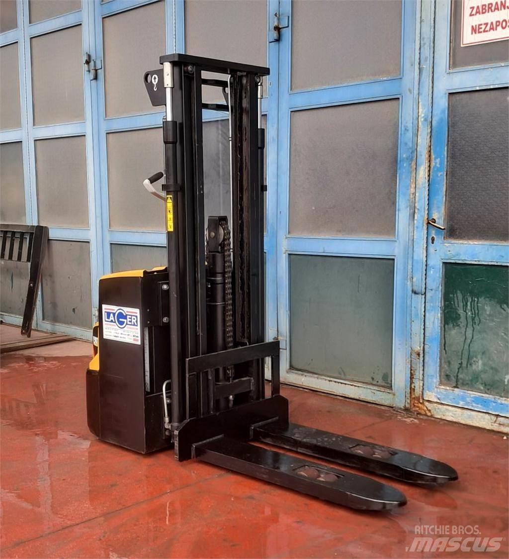CAT NSP16N2 Transpaleta manuala