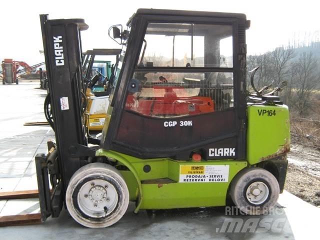 Clark CGP30 Stivuitor GPL