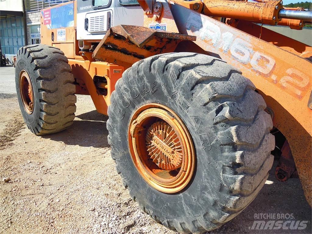 Fiat-Hitachi FR160.2 Incarcator pe pneuri