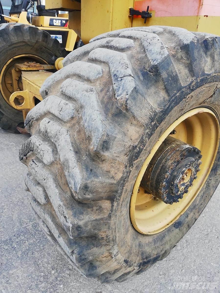 Grove AMZ 66 XT Nacele cu brat articulat