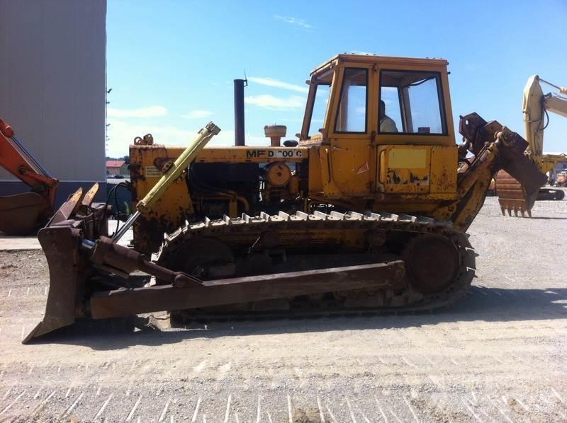 Hanomag D600 Buldozere pe senile