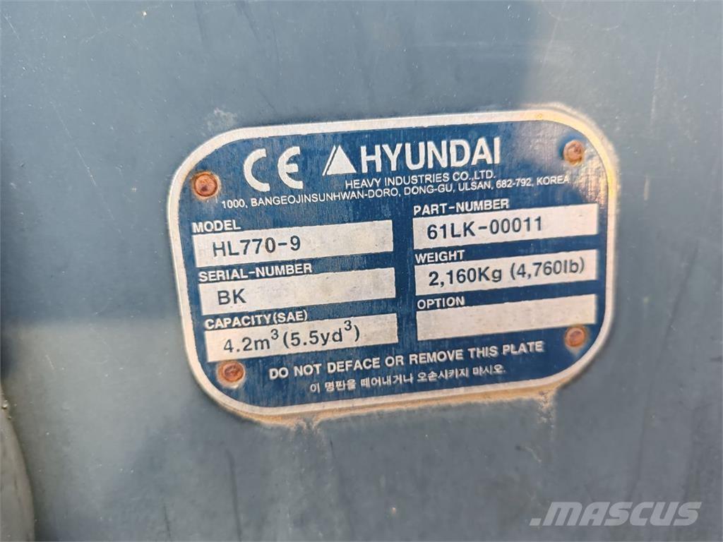 Hyundai HL770-9A Incarcator pe pneuri