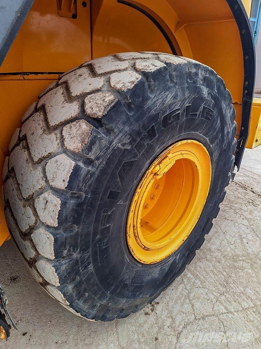 Hyundai HL960 Incarcator pe pneuri