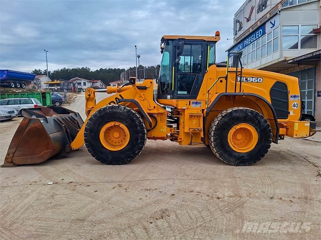 Hyundai HL960 Incarcator pe pneuri