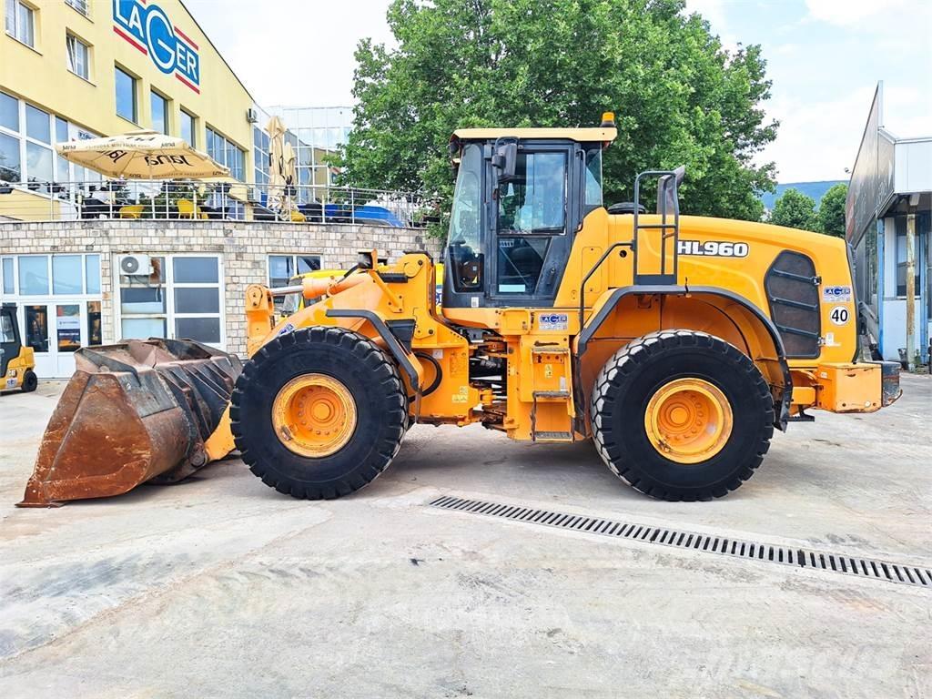 Hyundai HL960 Incarcator pe pneuri