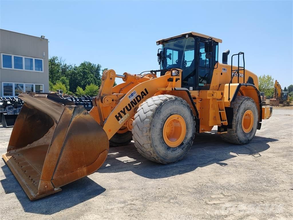 Hyundai HL970 Incarcator pe pneuri