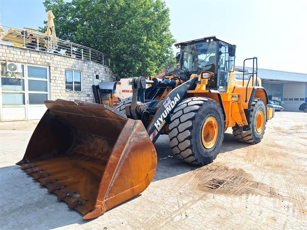 Hyundai HL970A Incarcator pe pneuri