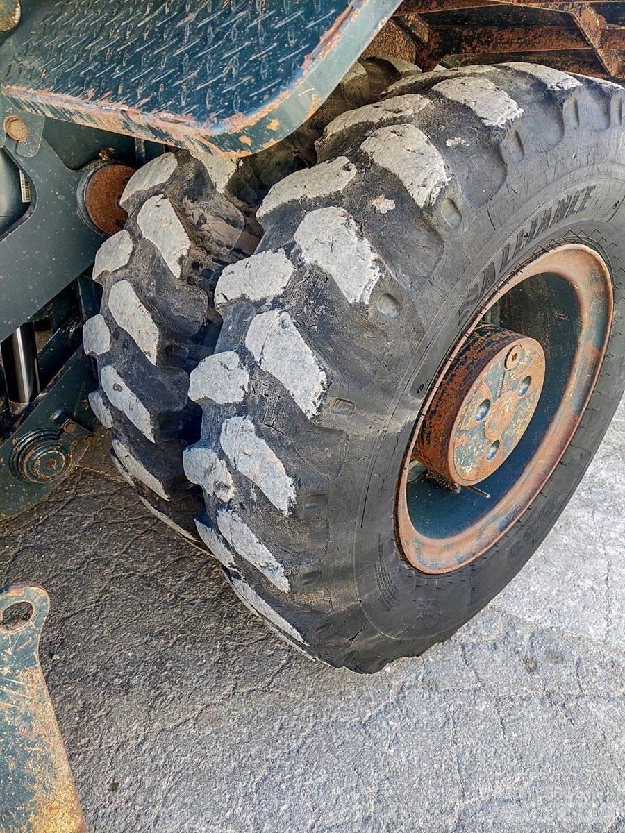 Hyundai HW160 Excavatoare cu roti