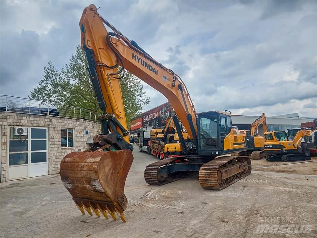Hyundai HX330L Excavatoare pe șenile
