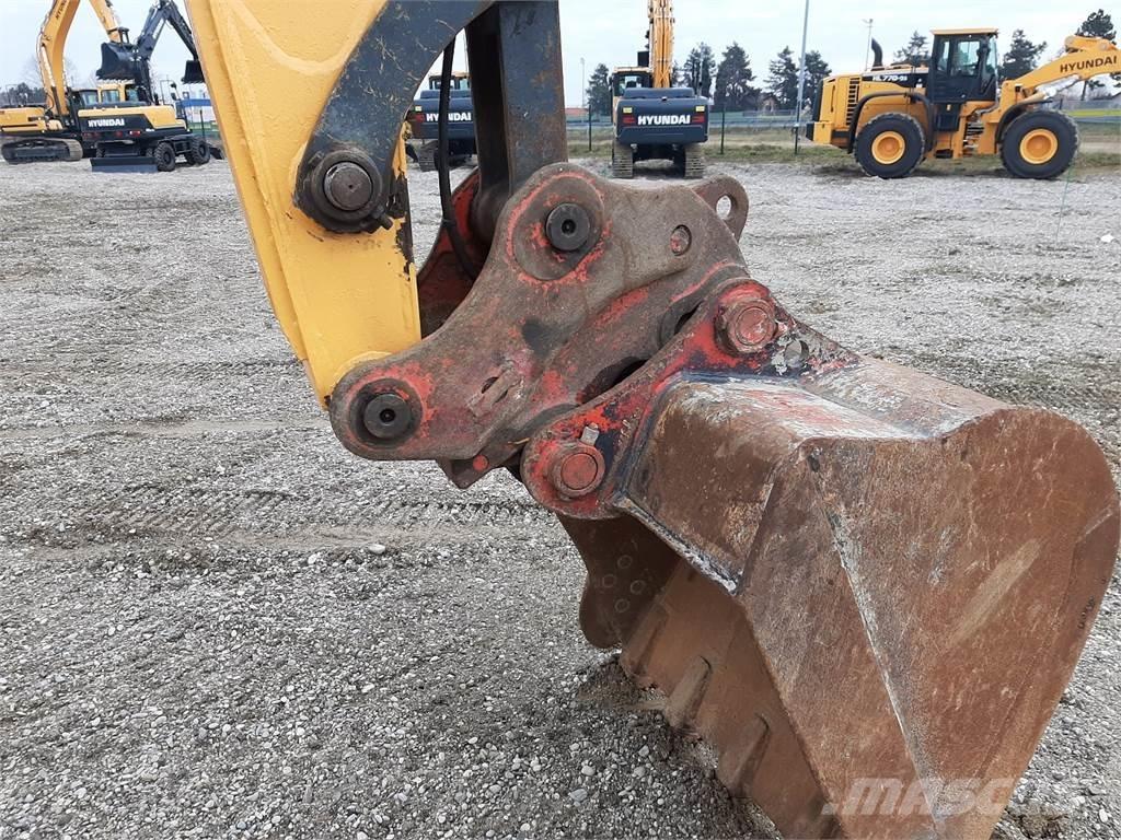Hyundai R140LC-9 Excavatoare pe șenile

