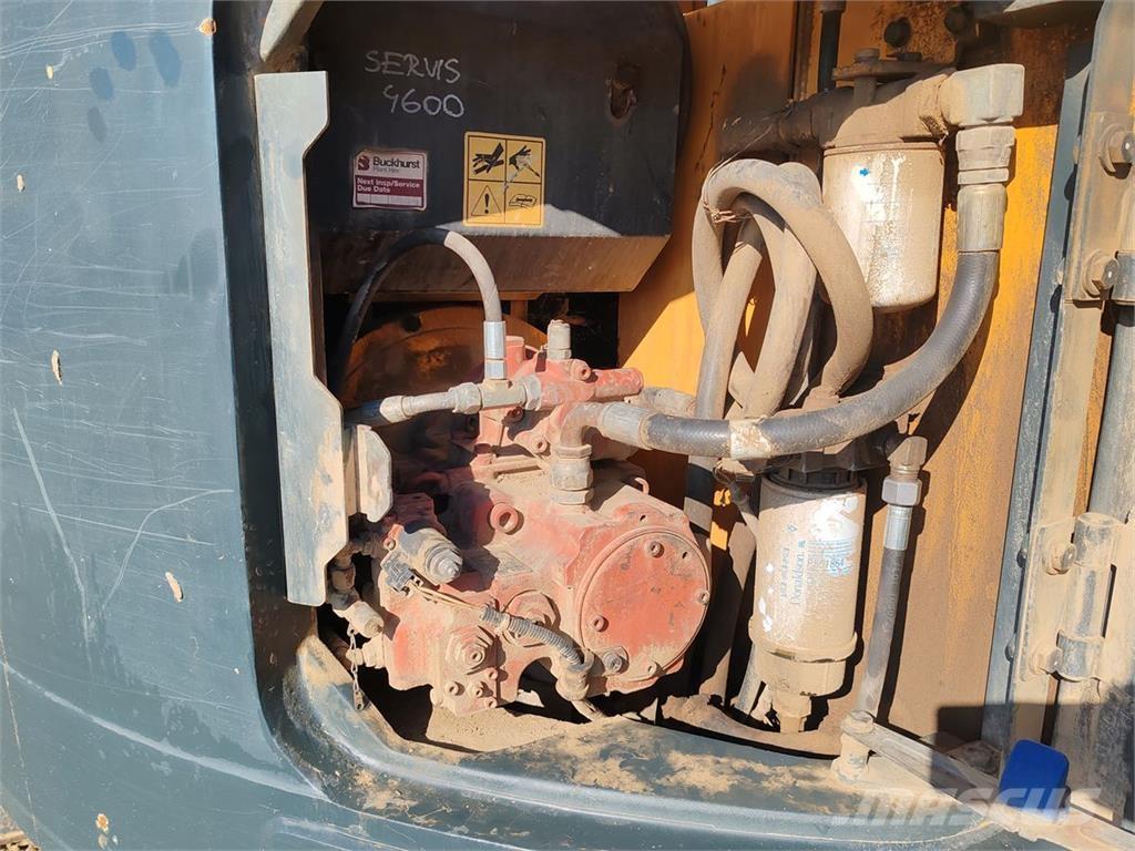 Hyundai R145LCR-9 Excavatoare pe șenile
