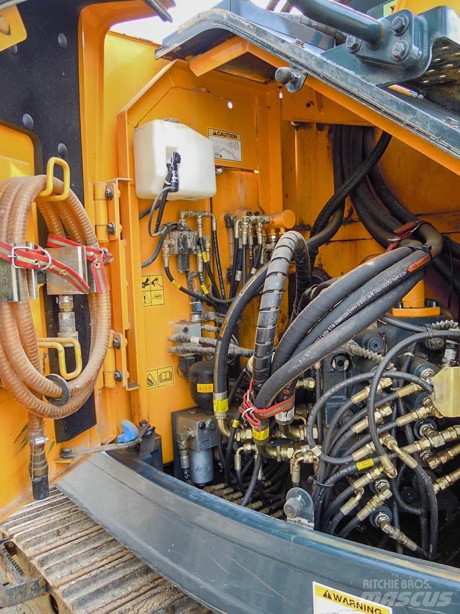 Hyundai R145LCR-9A Excavatoare pe șenile
