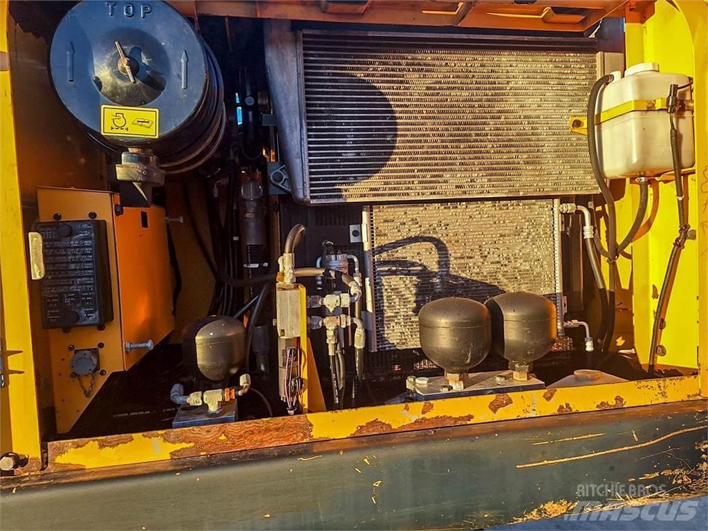 Hyundai R170W-7A Excavatoare cu roti
