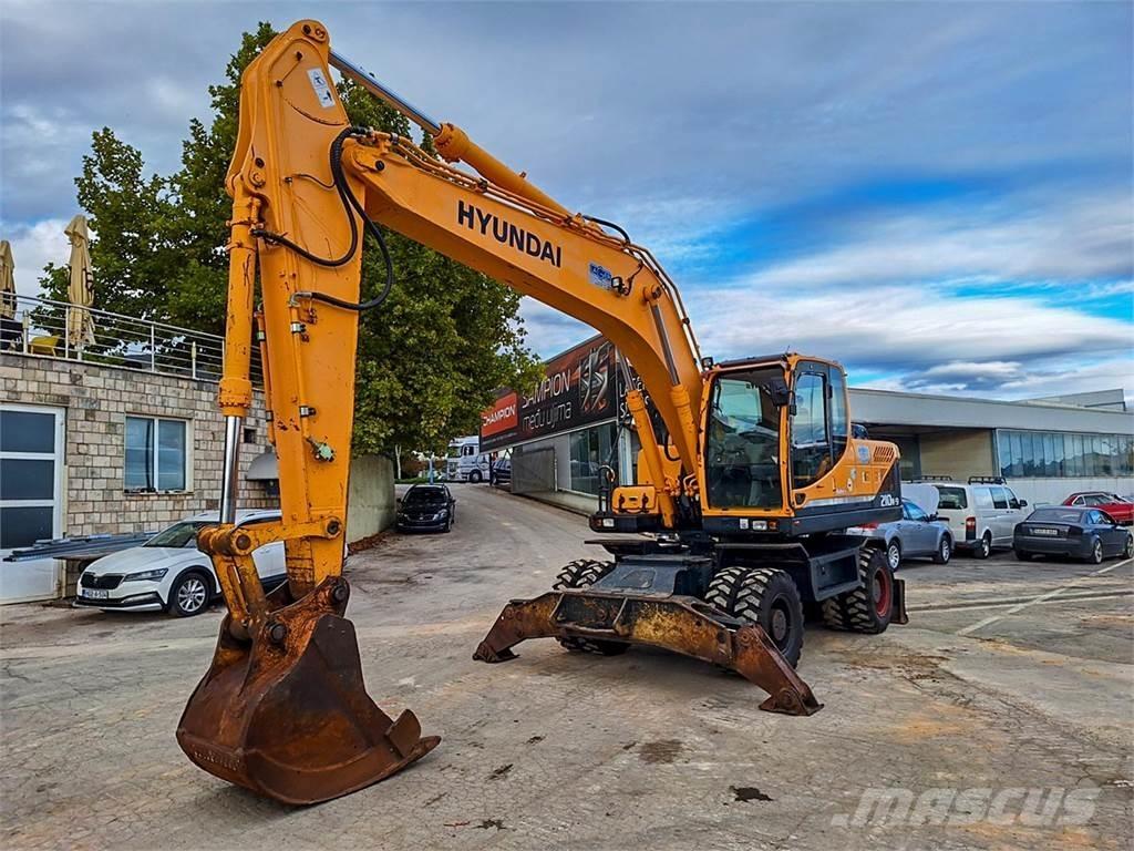 Hyundai R210W-9 Excavatoare cu roti
