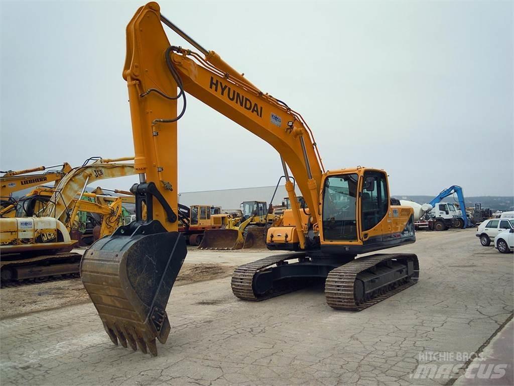 Hyundai R220LC-9S Excavatoare pe șenile

