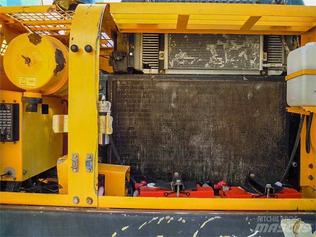 Hyundai R250LC-7 Excavatoare pe șenile
