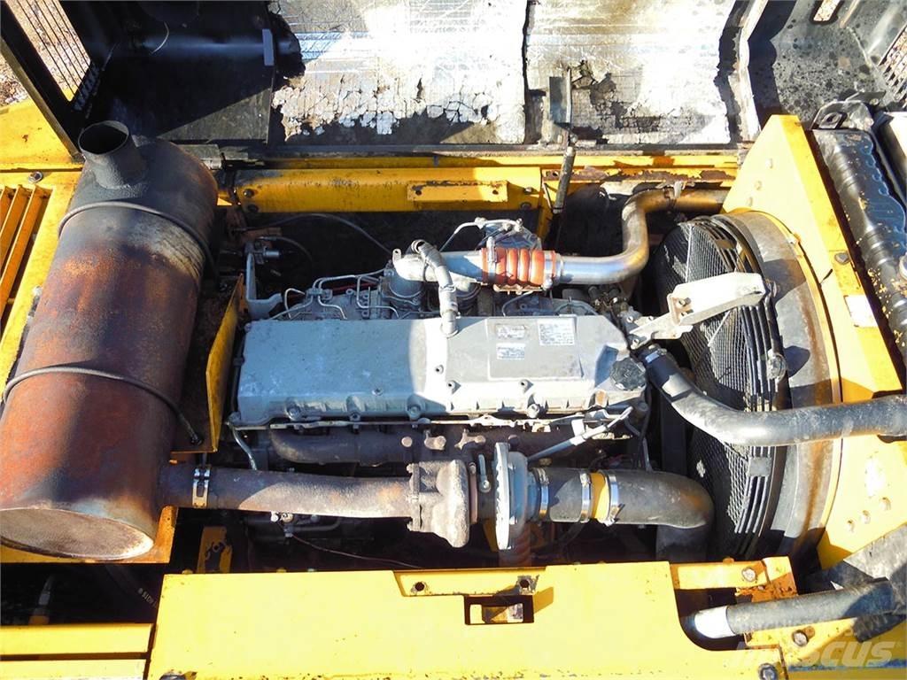 JCB JS330 Excavatoare pe șenile
