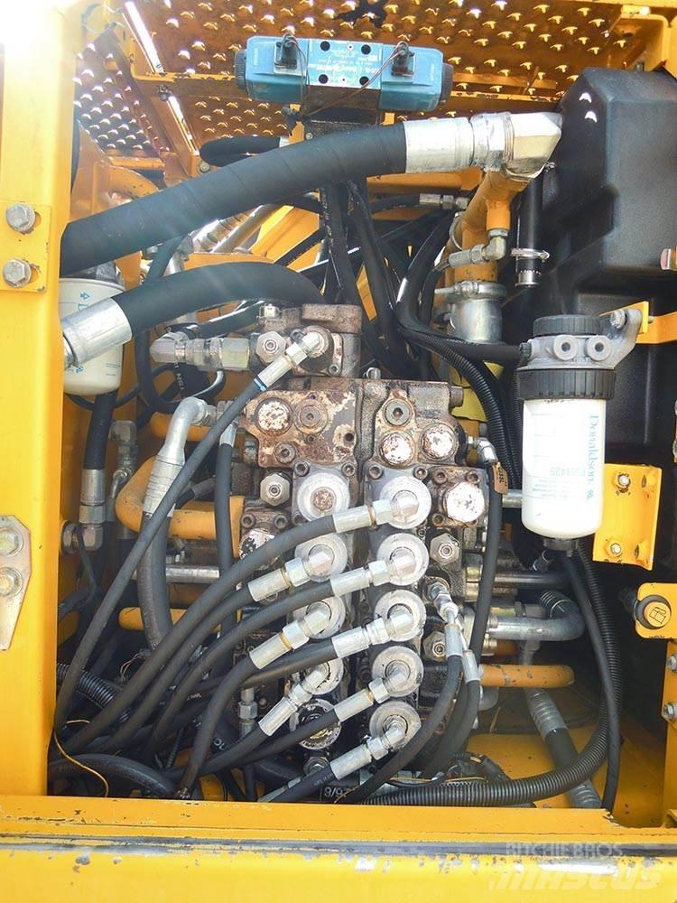JCB JZ255NC Excavatoare pe șenile
