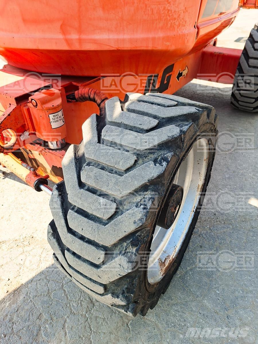 JLG 600AJ Nacele cu brat articulat