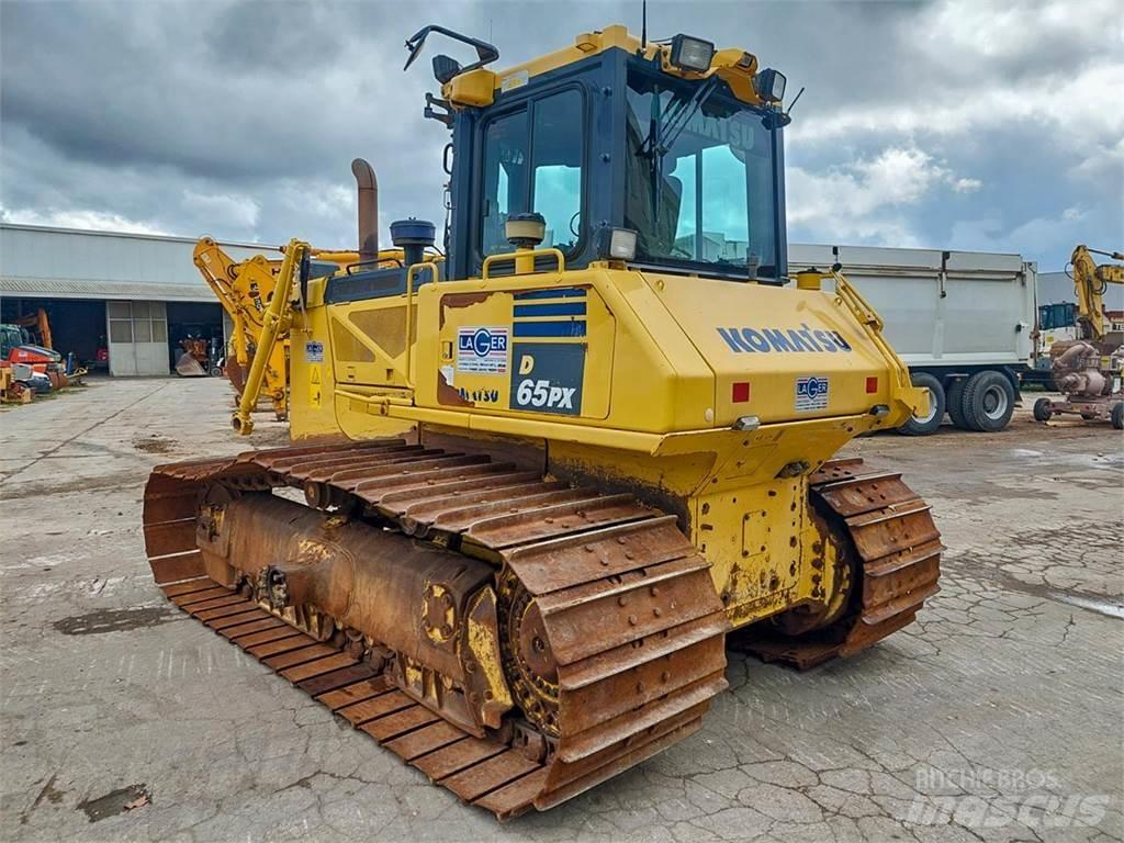 Komatsu D65PX-17 Buldozere pe senile
